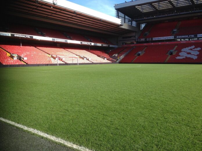 Liverpool given 28.9% chance of winning Premier League