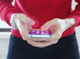 Owning a phone before 13 can harm children’s mental health Owning a phone before 13 can harm children’s mental health