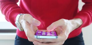 Owning a phone before 13 can harm children’s mental health Owning a phone before 13 can harm children’s mental health