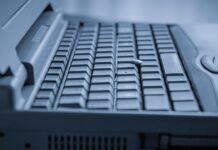 Taliban cut off internet in Afghanistan Taliban cut off internet in Afghanistan