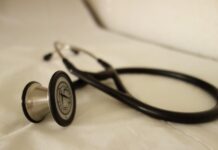 Doctors develop AI stethoscope to detect heart conditions instantly Doctors develop AI stethoscope to detect heart conditions instantly