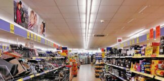 UK inflation remains steady at 3.8% in August as food prices surge UK inflation remains steady