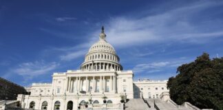 Thousands of federal workers at risk over government shutdown Thousands of federal workers at risk over government shutdown