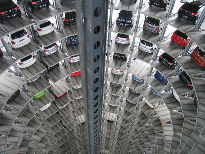 EU carmakers close to halting production over chip war with China