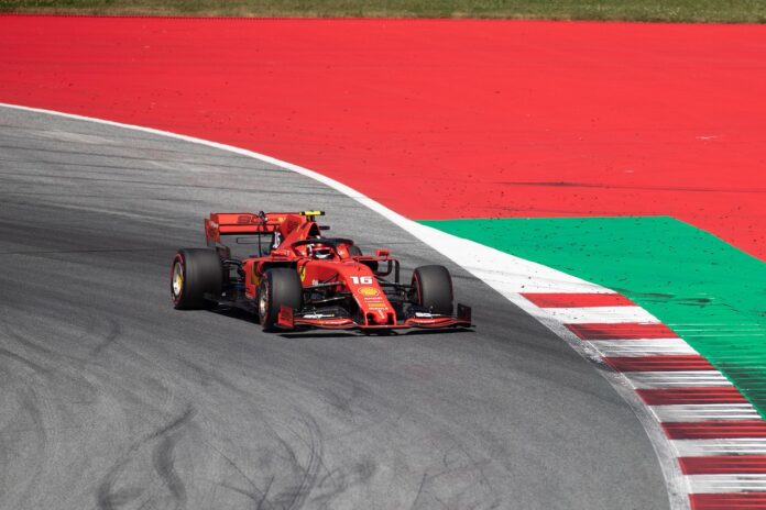 Apple signs deal to broadcast F1 in the US