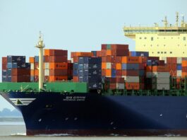 China threatens US with tariffs in retaliation for Trump’s warnings China threatens US with tariffs
