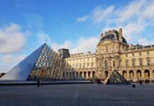 Historic jewellery stolen from the Louvre Museum Historic jewellery stolen from the Louvre Museum