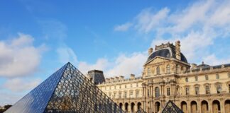 Historic jewellery stolen from the Louvre Museum Historic jewellery stolen from the Louvre Museum
