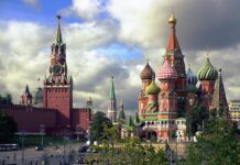Putin claims Trump should have won Nobel peace prize Putin claims Trump should have won Nobel peace prize