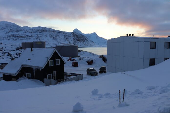 UK close to securing minerals deal with Greenland