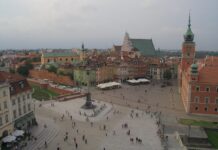 Poland accuses two Russian citizens of spying for Moscow Poland accuses two Russian citizens of spying for Moscow