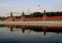 Bashar al-Assad hospitalised in Moscow following ‘poisoning attempt’ Bashar al-Assad hospitalised in Moscow