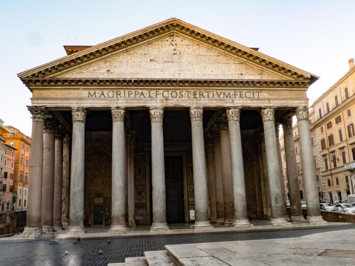 Japanese tourist dies after fatal fall at Rome’s Pantheon