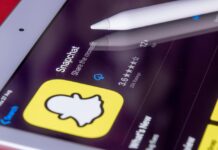 Snapchat to charge users for storing old photos and videos Snapchat to charge users for storing old photos and videos