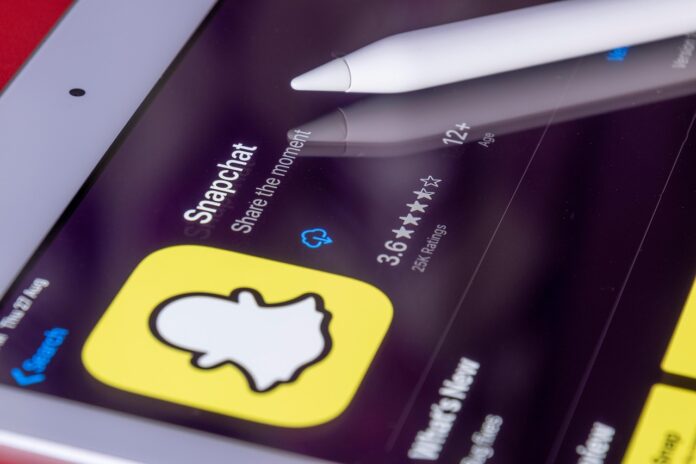Snapchat to charge users for storing old photos and videos