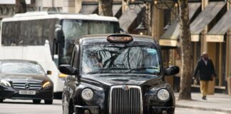 Driverless taxis to operate in London next year Driverless taxis to operate in London next year