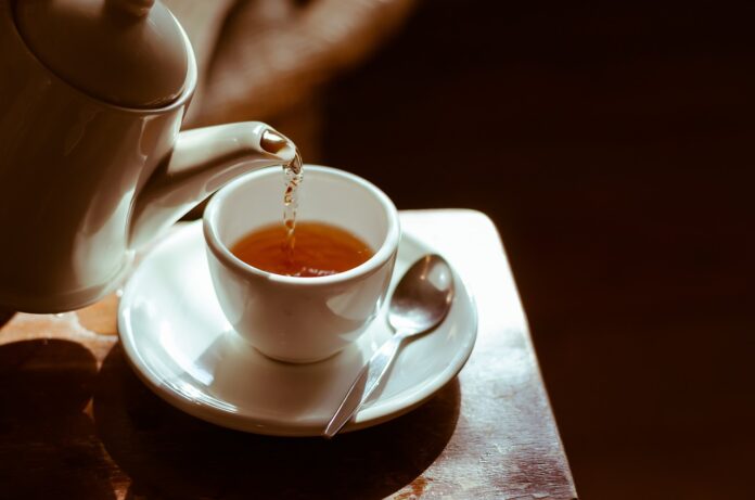 Tea and coffee may reduce cancer progression 