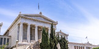 Greece passes law allowing 13-hour working shifts The Greek parliament has approved a law allowing 13-hour working shifts in certain cases, despite protests across the country.