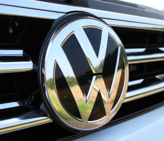 Volkswagen reveals chip shortage will hit profits Volkswagen reveals chip shortage will hit profits