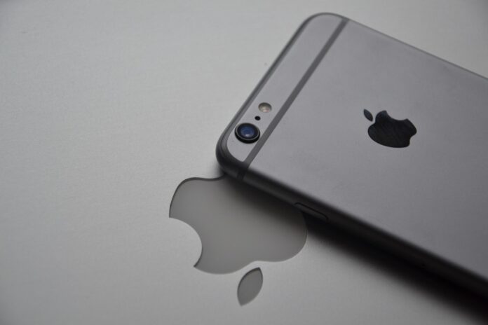 Apple predicts iPhone sales will surge over the holidays