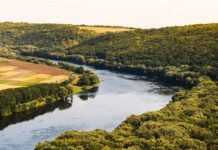 Moldova calls for ‘clarity and commitment’ in its bid to join the EU Moldova calls for 'clarity and commitment' in its bid to join the EU